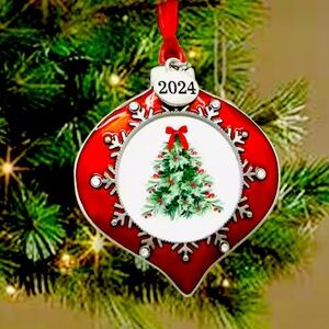 NEW 2024 Christmas Tree photo frame ornament with 2024 charm, Display Memories!